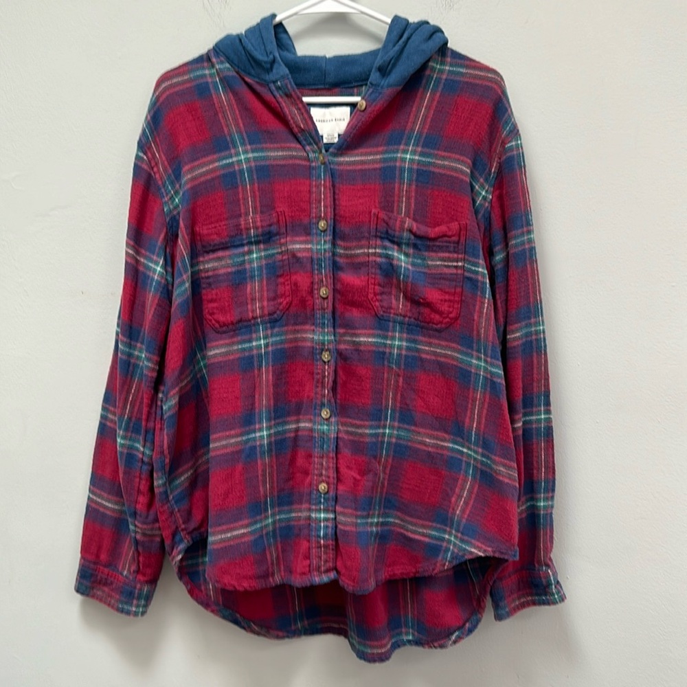 American Eagle button up